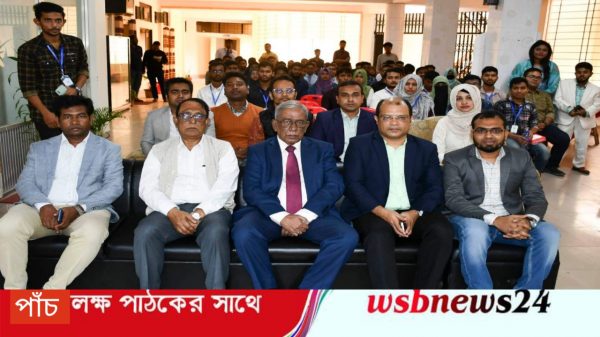 শান্তি ও সংহতি প্রতিষ্ঠায় তরুণদের ভূমিকা রাখতে হবে-উপাচার্য