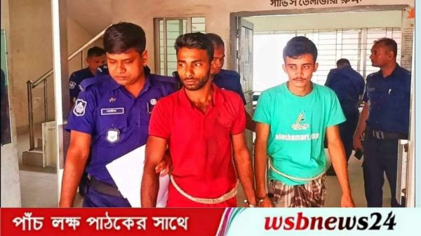 চুরির ঘটনায় আটক দুই